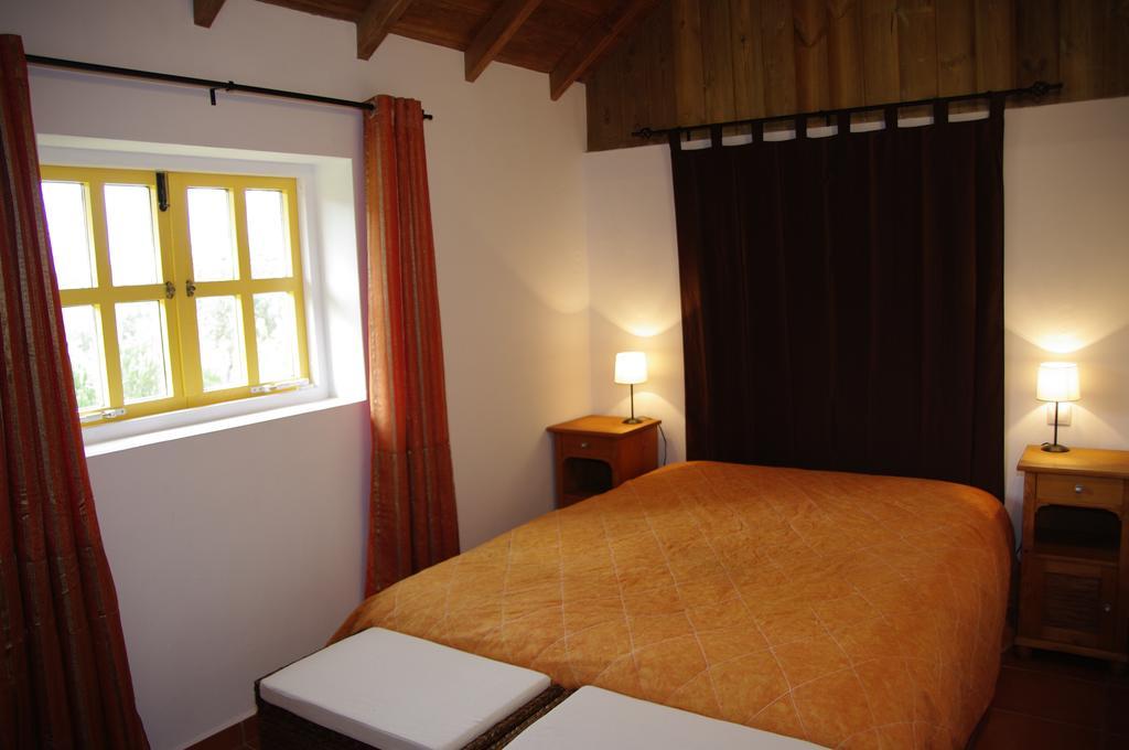 Monte Da Gravita Villa Ribeira do Salto Room photo